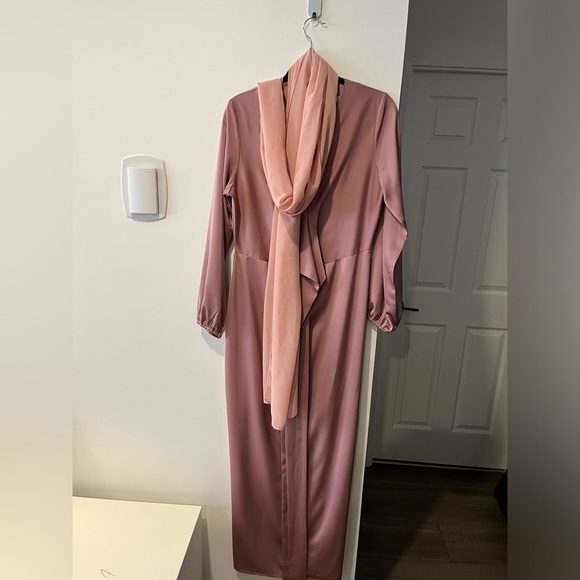 Veiled Collection Alessandra Tie Waist Satin Maxi Dress - Dusty Rose - Picture 7 of 10